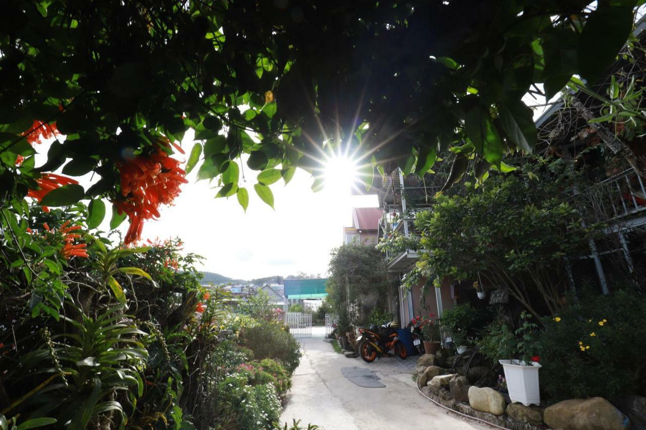 Homestay Doc Tinh Da Lat Zewnętrze zdjęcie
